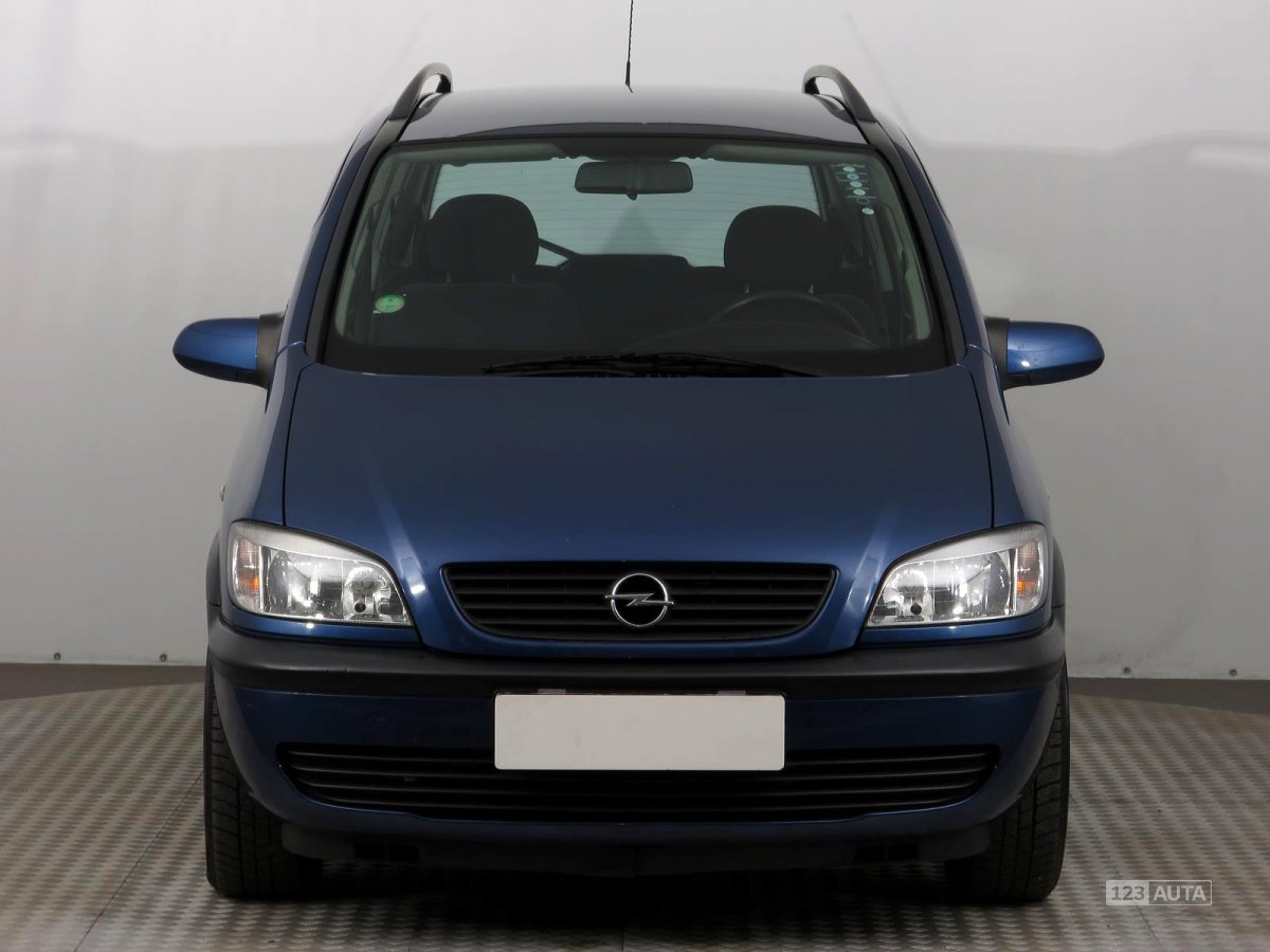 Opel Zafira, 2003 - pohled č. 2