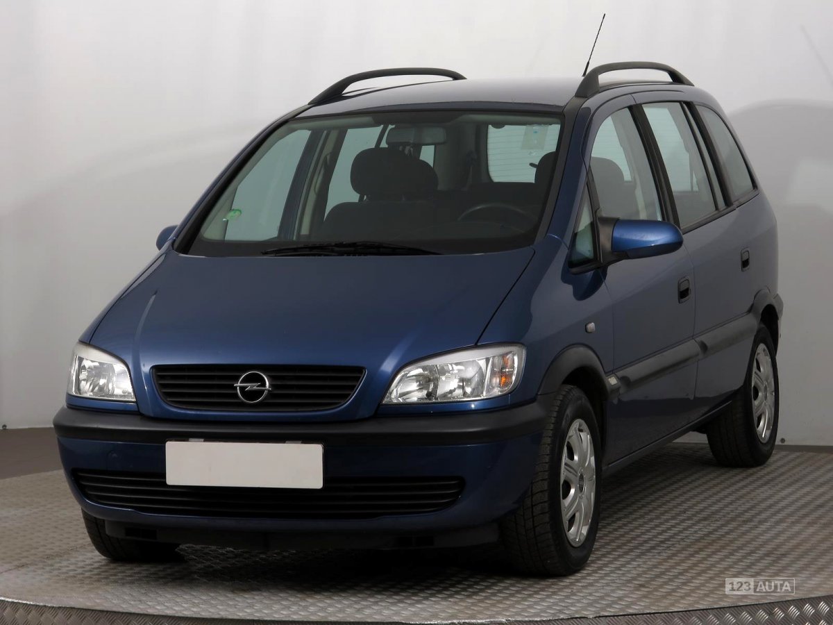 Opel Zafira, 2003 - pohled č. 3