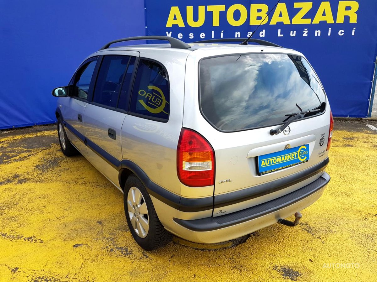 Opel Zafira, 2000 - pohled č. 4