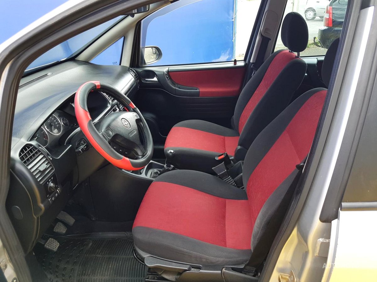 Opel Zafira, 2000 - pohled č. 7