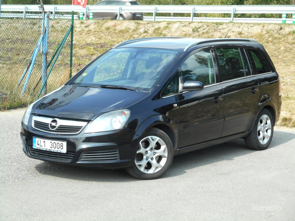 Opel Zafira, 2005 - celkový pohled