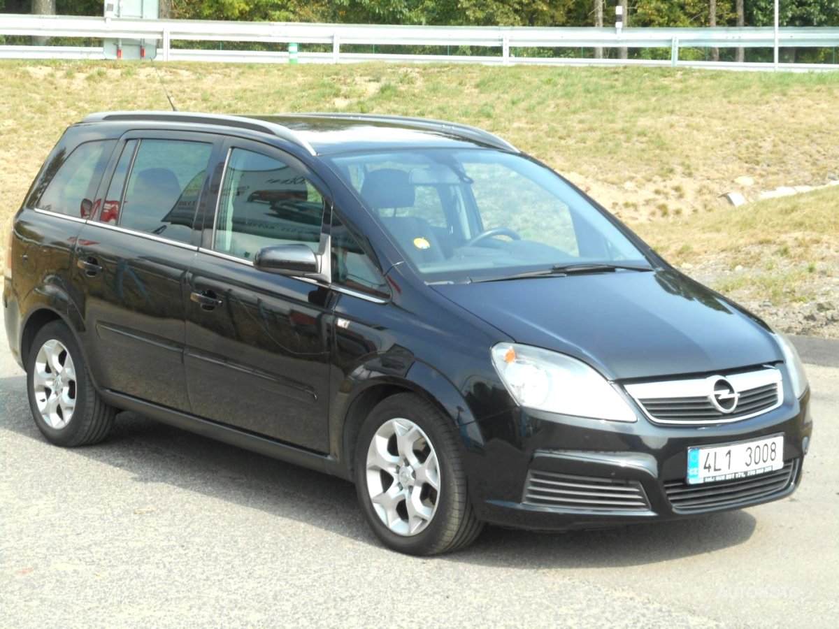 Opel Zafira, 2005 - pohled č. 3