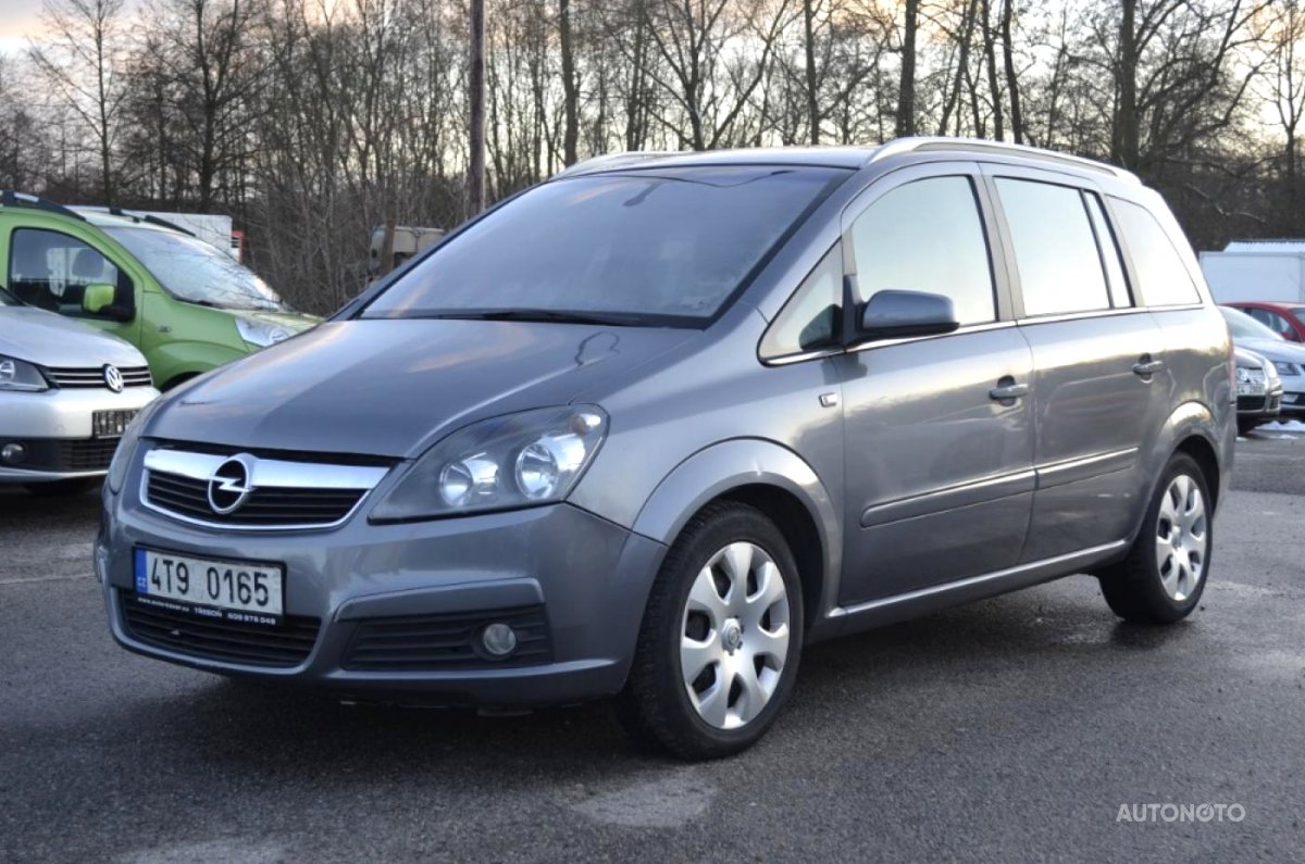 Opel Zafira, 2006 - celkový pohled