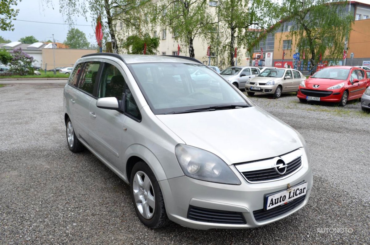 Opel Zafira, 2006 - celkový pohled