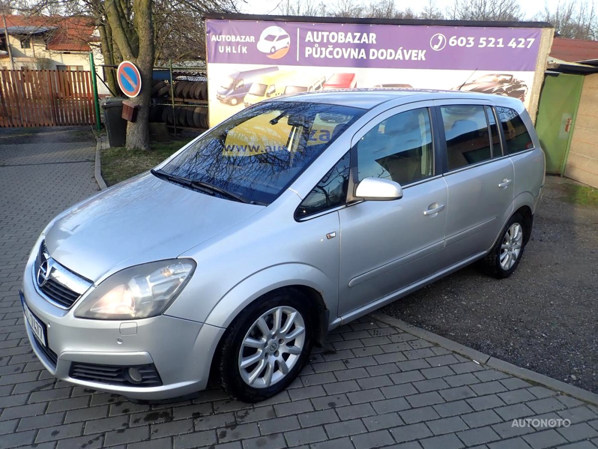 Opel Zafira, 2005 - pohled č. 3