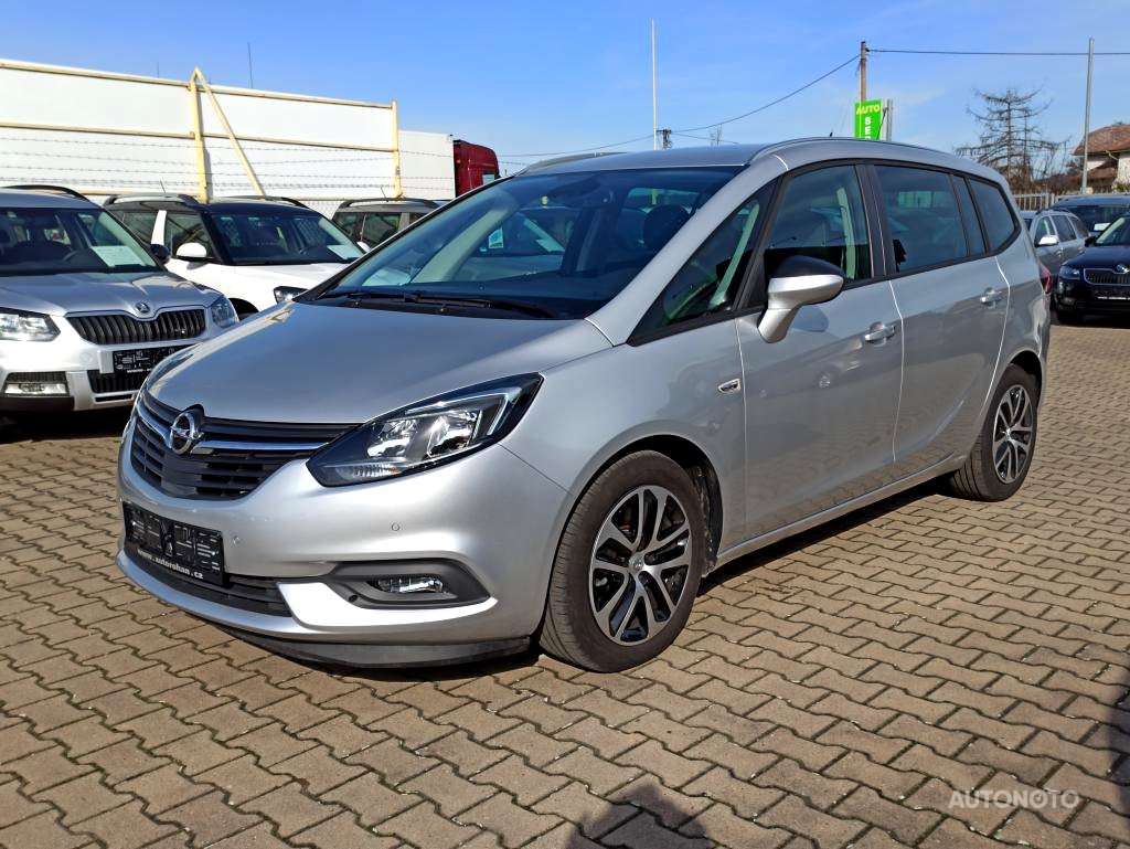 Opel Zafira, 2018 - celkový pohled