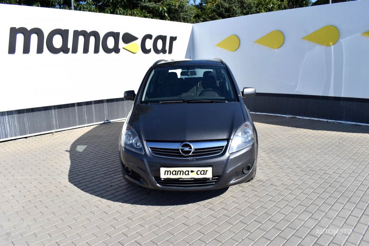 Opel Zafira, 2012 - pohled č. 2