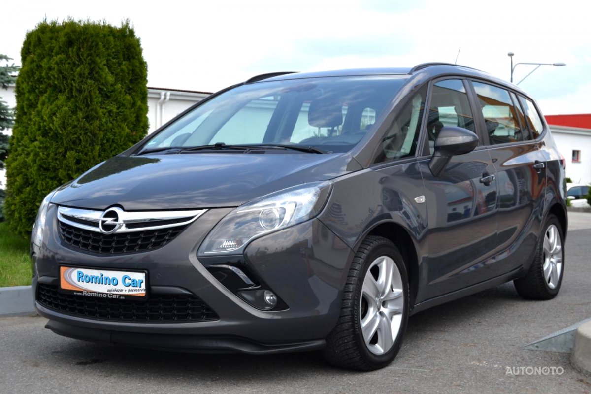 Opel Zafira, 2013 - pohled č. 3