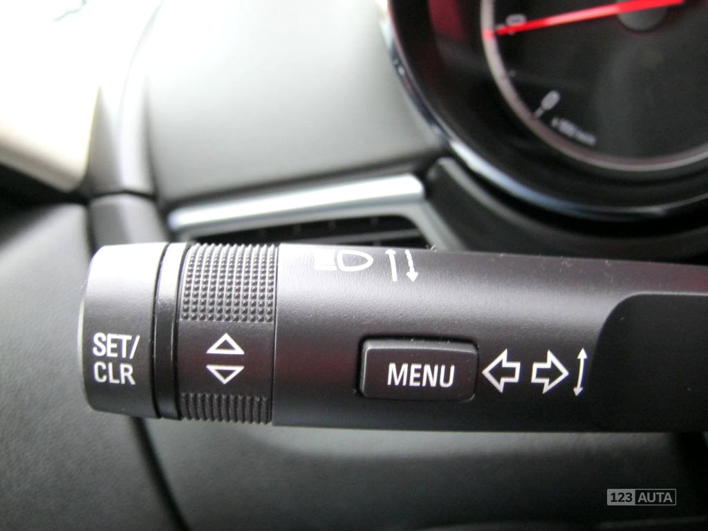 Opel Zafira, 2013 - pohled č. 16