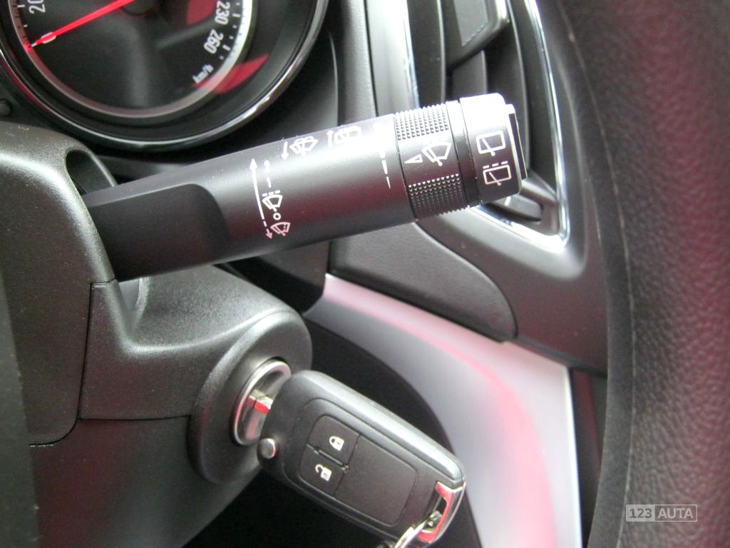 Opel Zafira, 2013 - pohled č. 17