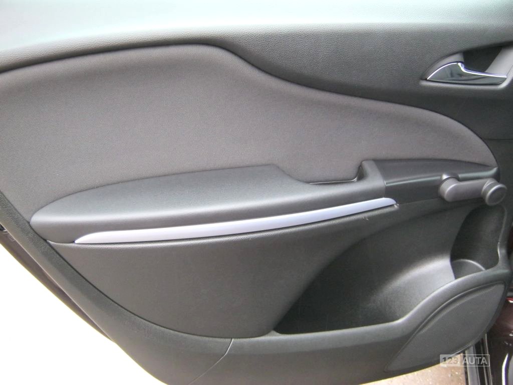 Opel Zafira, 2013 - pohled č. 19