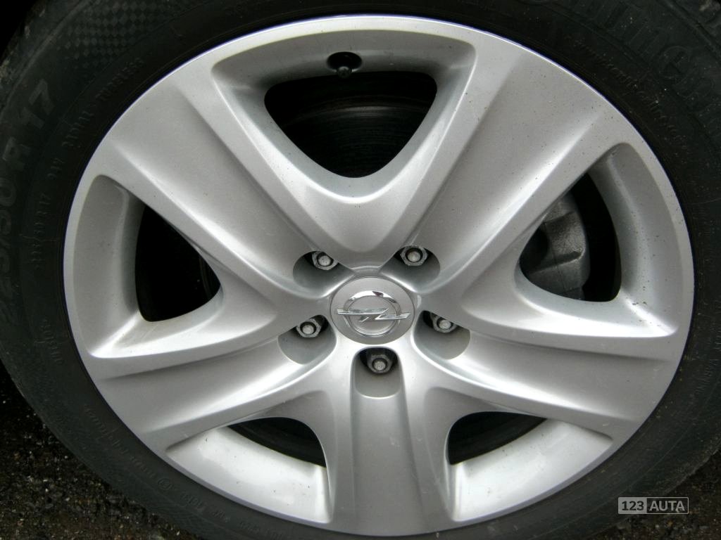 Opel Zafira, 2013 - pohled č. 21