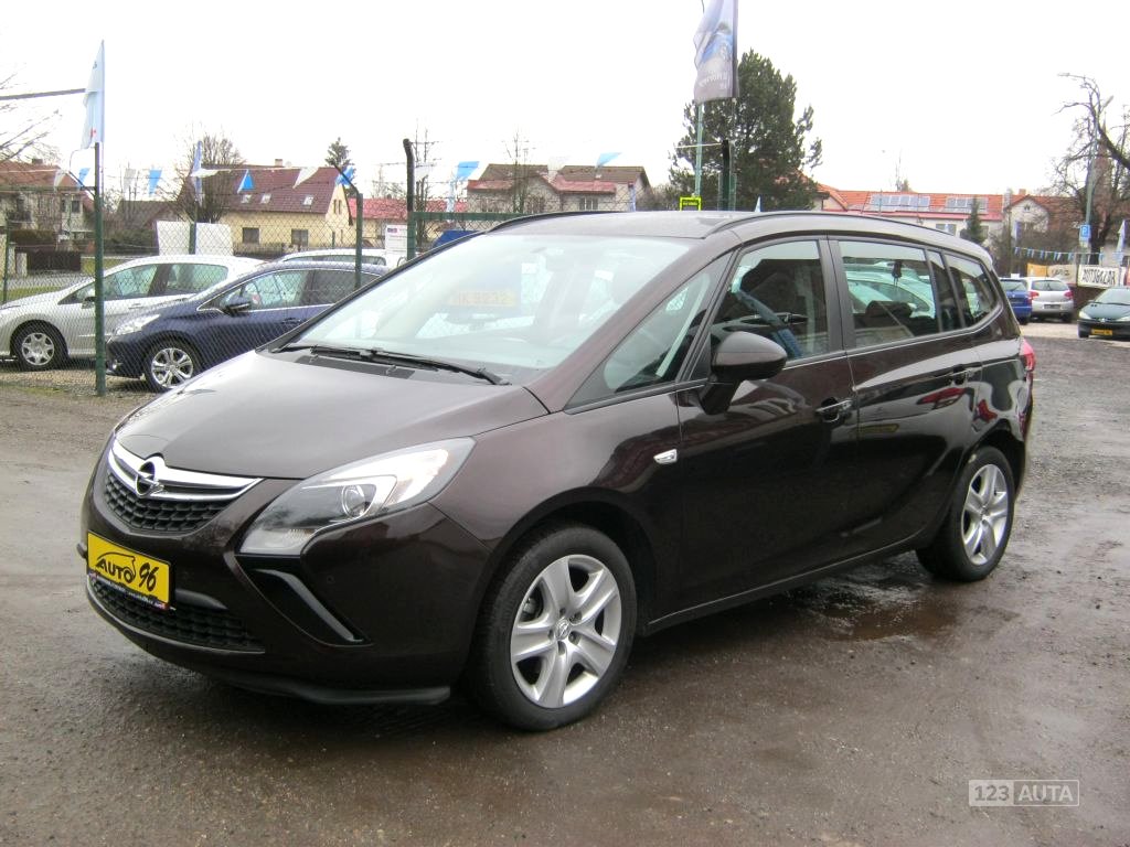 Opel Zafira, 2013 - pohled č. 24