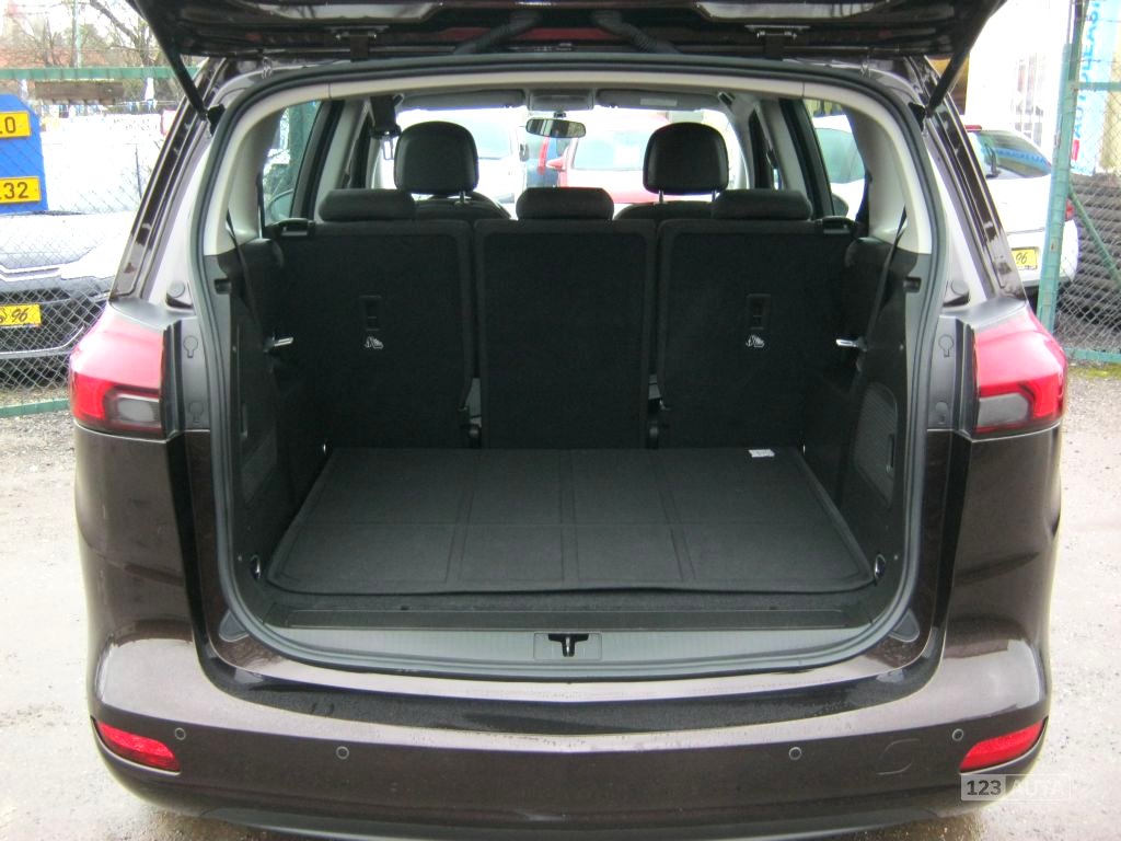 Opel Zafira, 2013 - pohled č. 31
