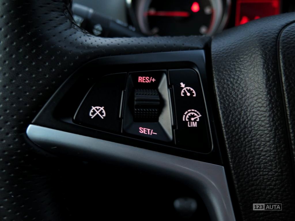 Opel Zafira, 2013 - pohled č. 21