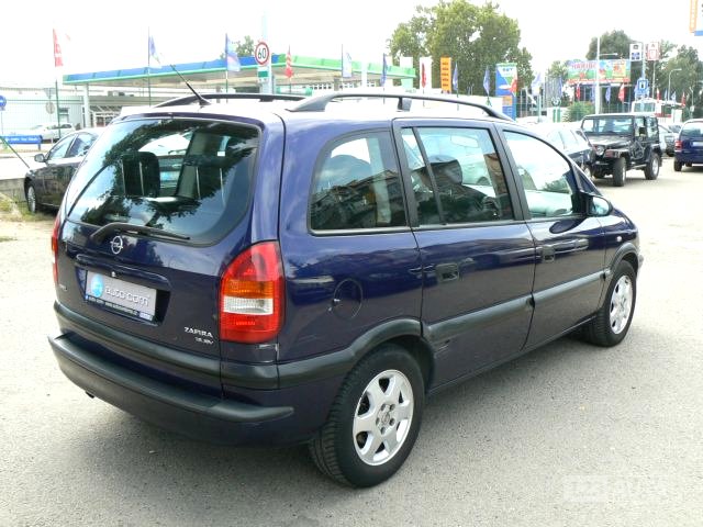 Opel Zafira, 1999 - pohled č. 4