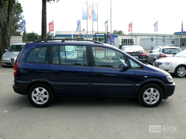 Opel Zafira, 1999 - pohled č. 5