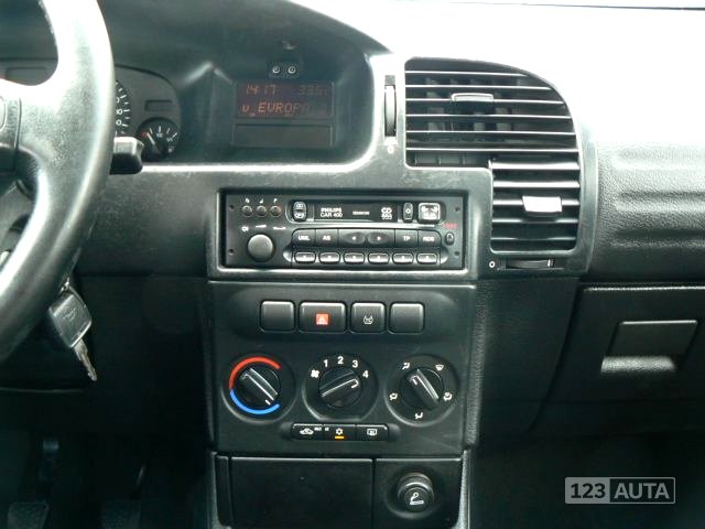 Opel Zafira, 1999 - pohled č. 8