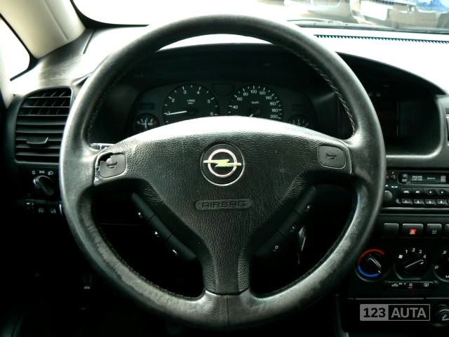 Opel Zafira, 1999 - pohled č. 9