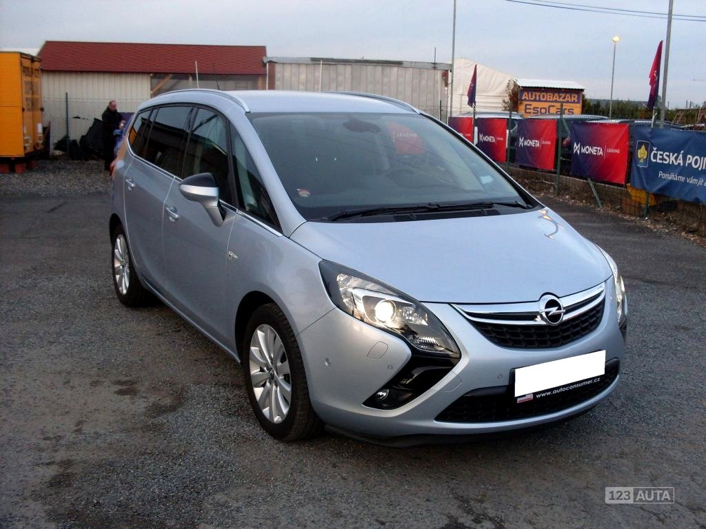 Opel Zafira, 2015 - celkový pohled