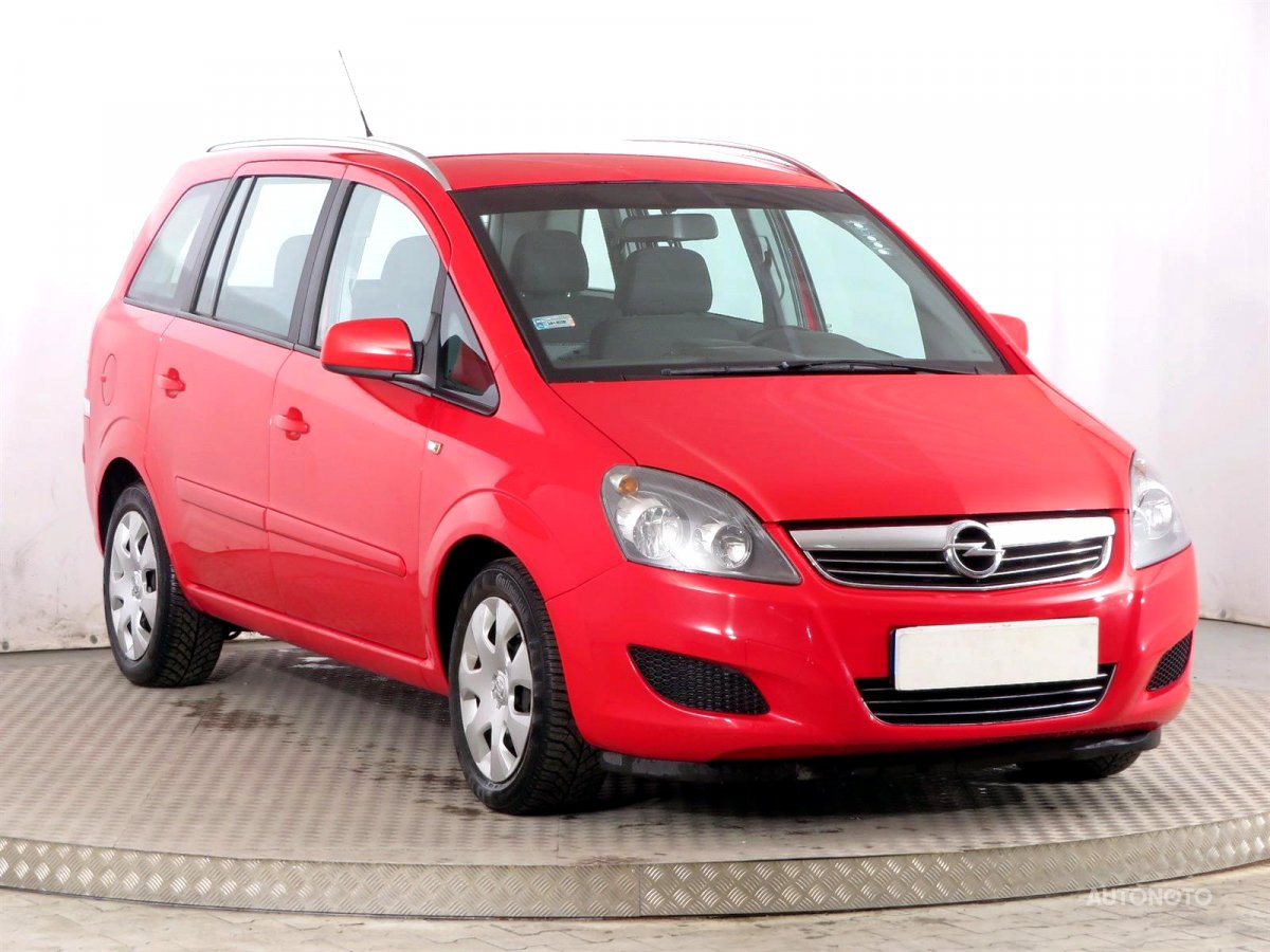 Opel Zafira, 2014 - celkový pohled