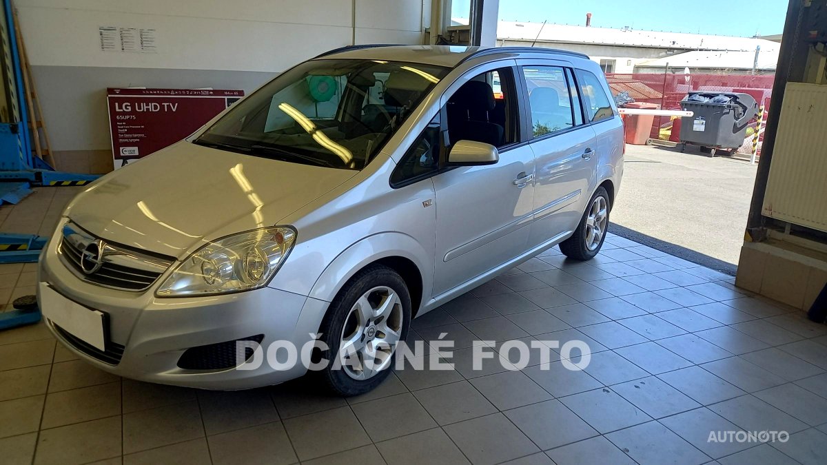 Opel Zafira, 2008 - pohled č. 3