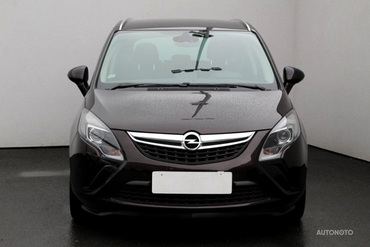 Opel Zafira, 2014 - pohled č. 2