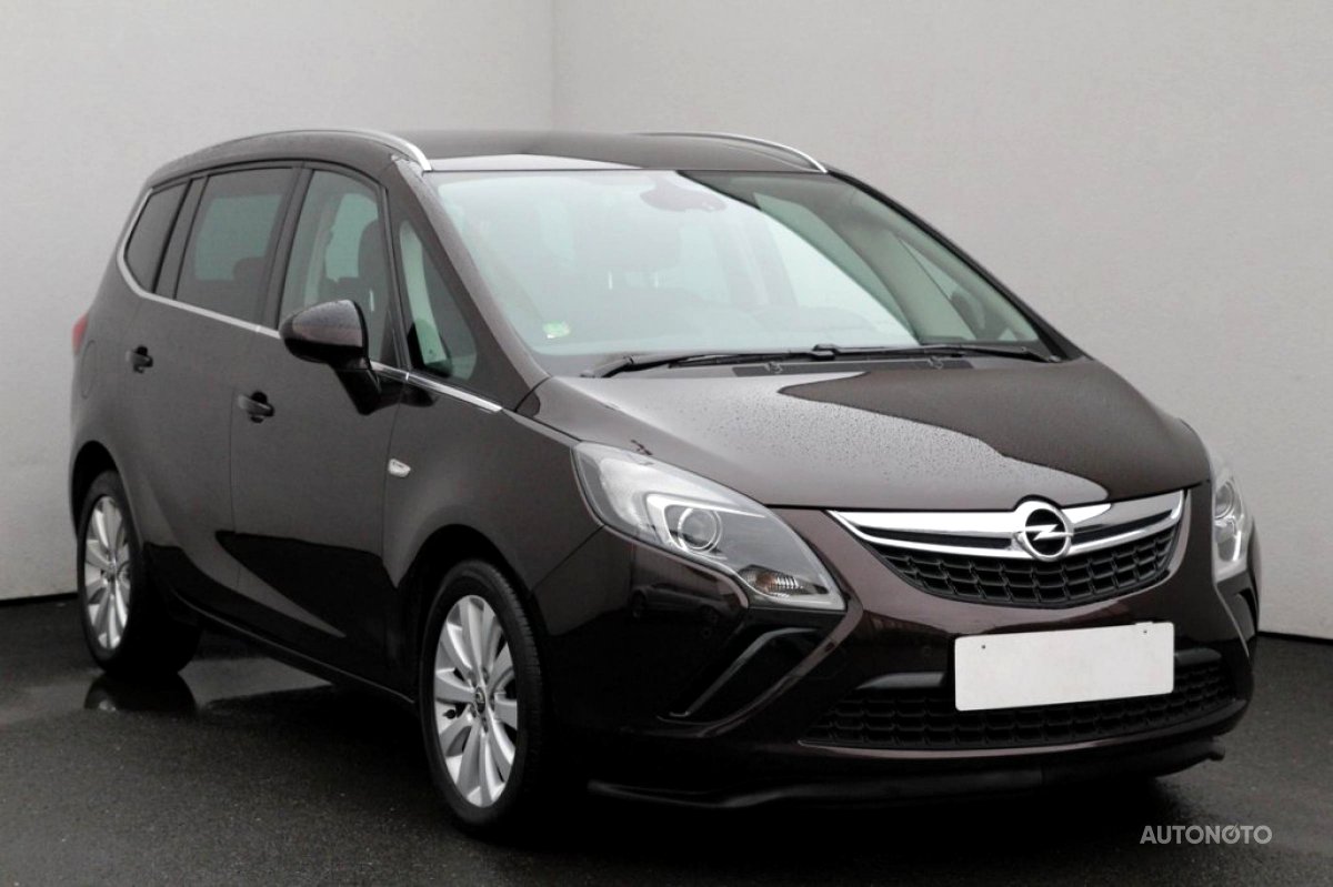 Opel Zafira, 2014 - celkový pohled