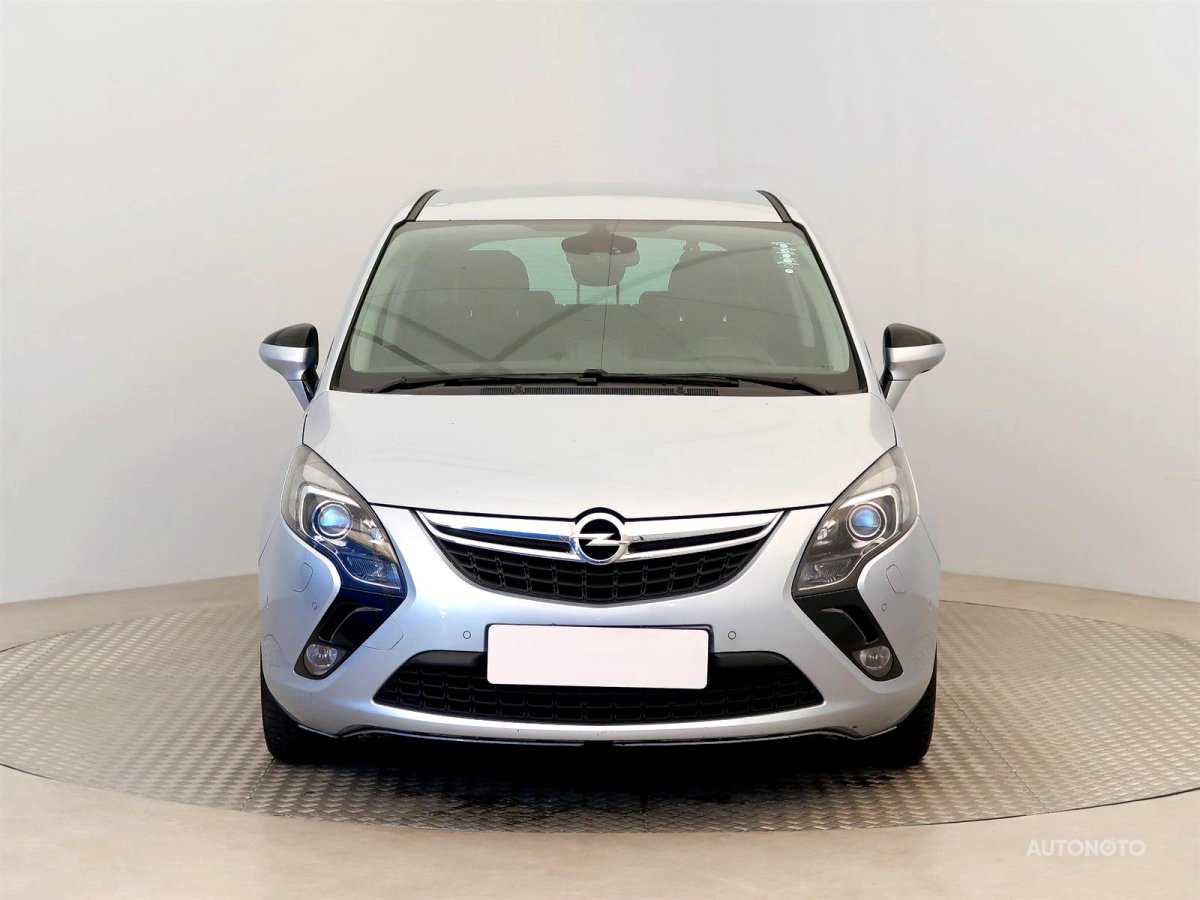 Opel Zafira, 2015 - pohled č. 2