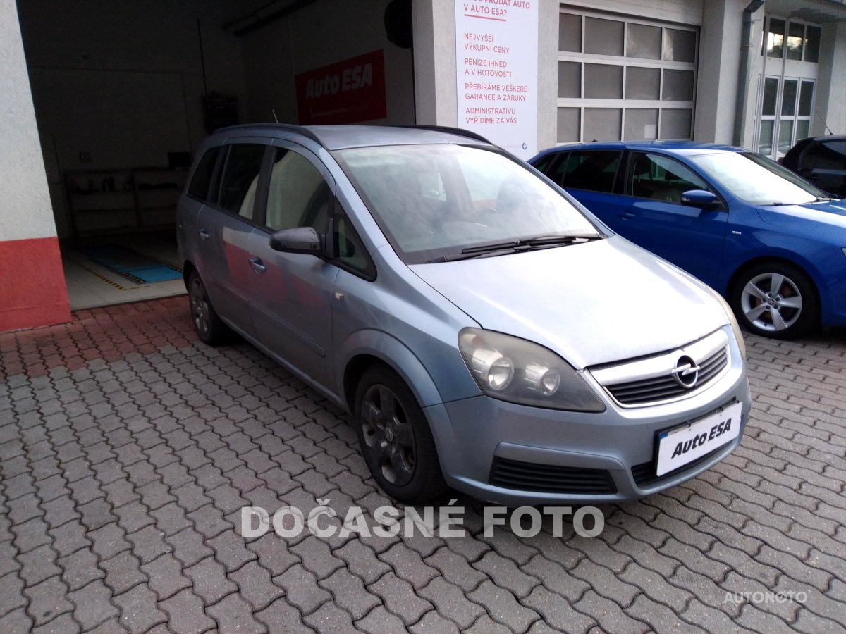 Opel Zafira, 2006 - celkový pohled