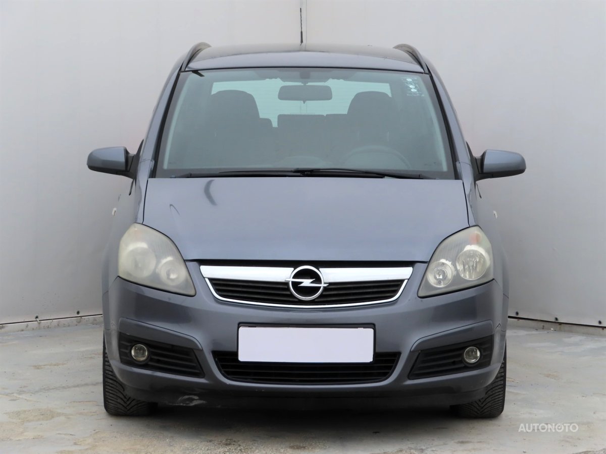Opel Zafira, 2009 - pohled č. 2