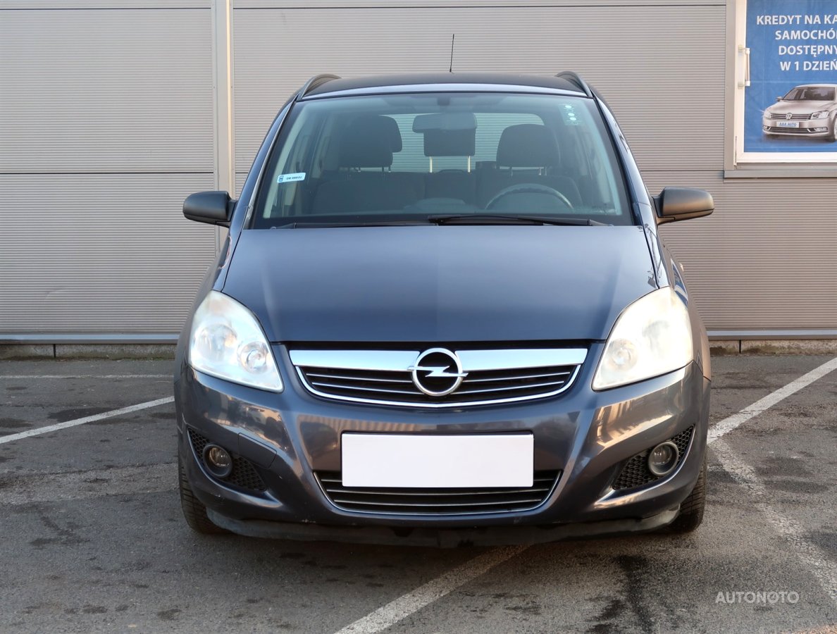 Opel Zafira, 2009 - pohled č. 2