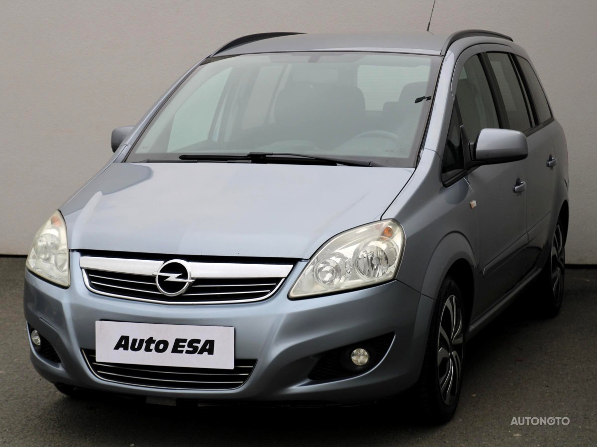 Opel Zafira, 2010 - pohled č. 3
