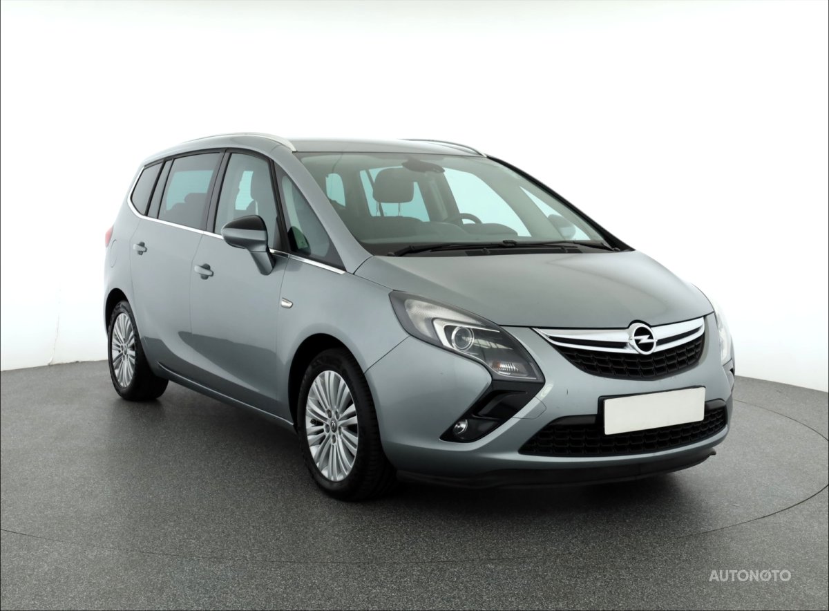 Opel Zafira, 2014 - celkový pohled