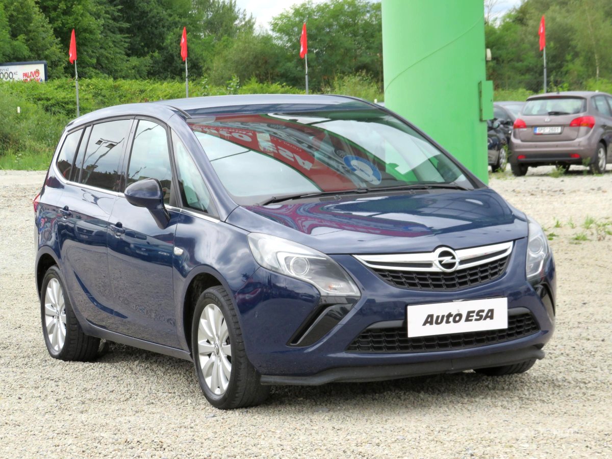 Opel Zafira, 2016 - celkový pohled