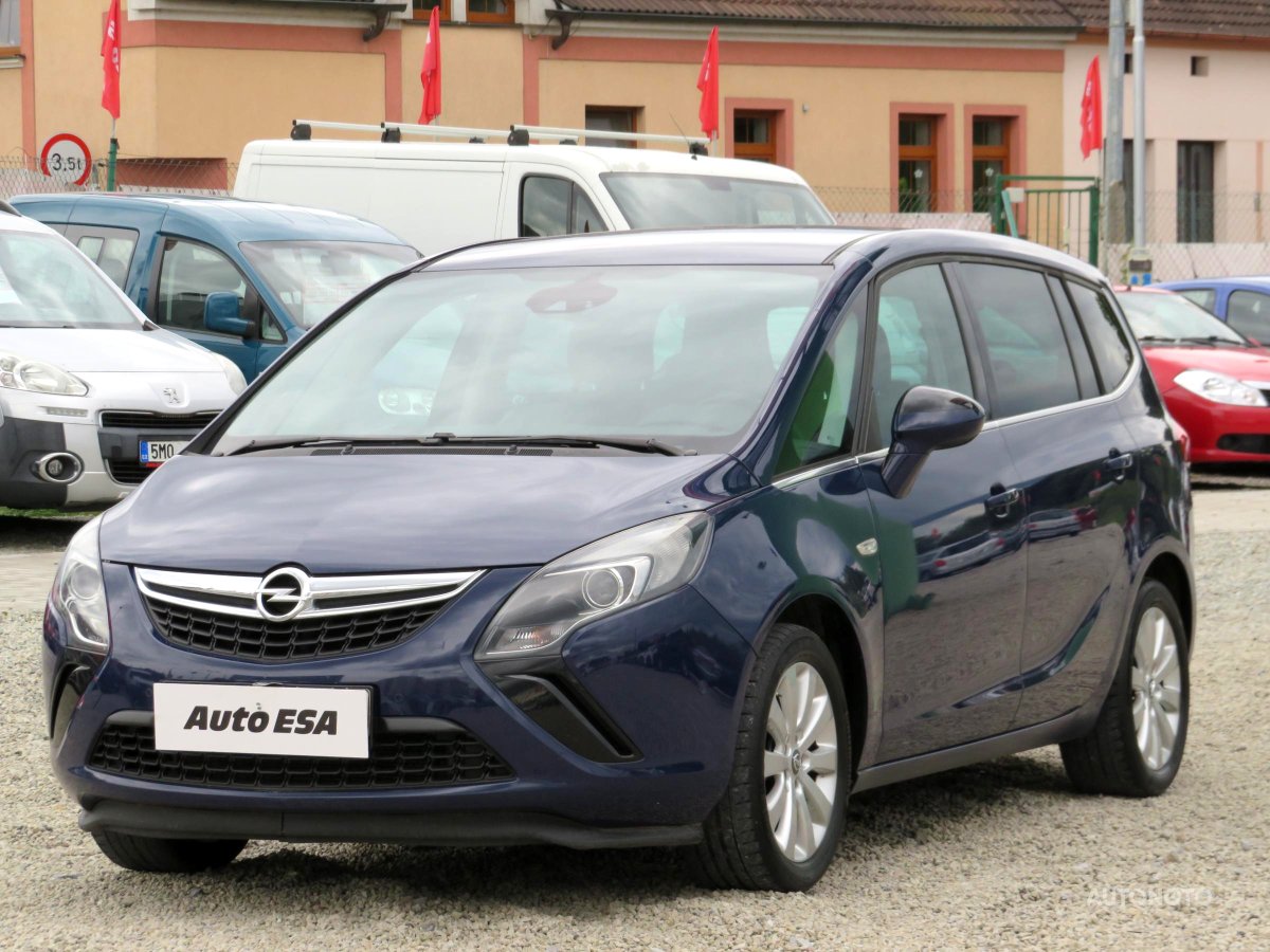 Opel Zafira, 2016 - pohled č. 3