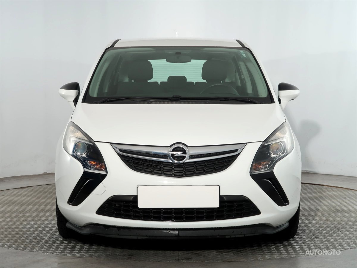 Opel Zafira, 2014 - pohled č. 2