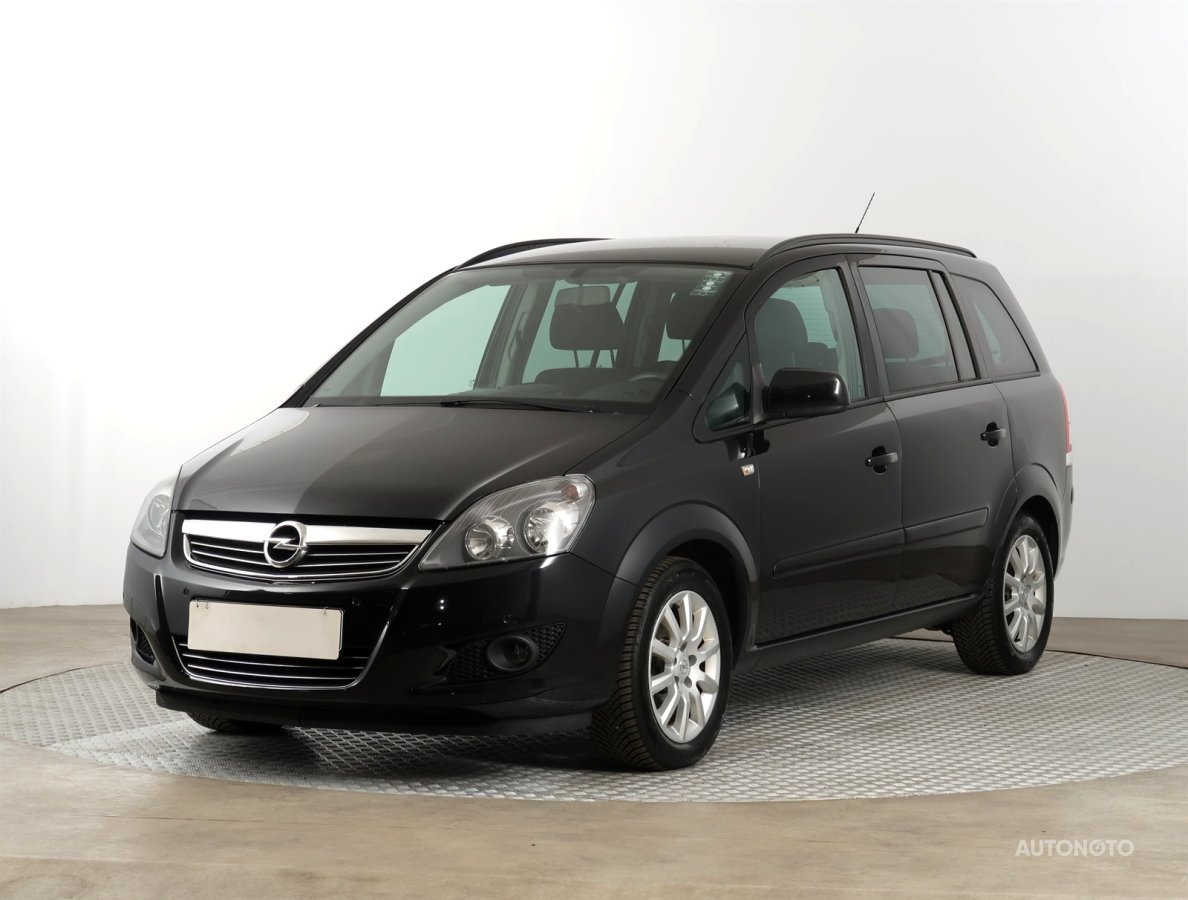 Opel Zafira, 2014 - pohled č. 3