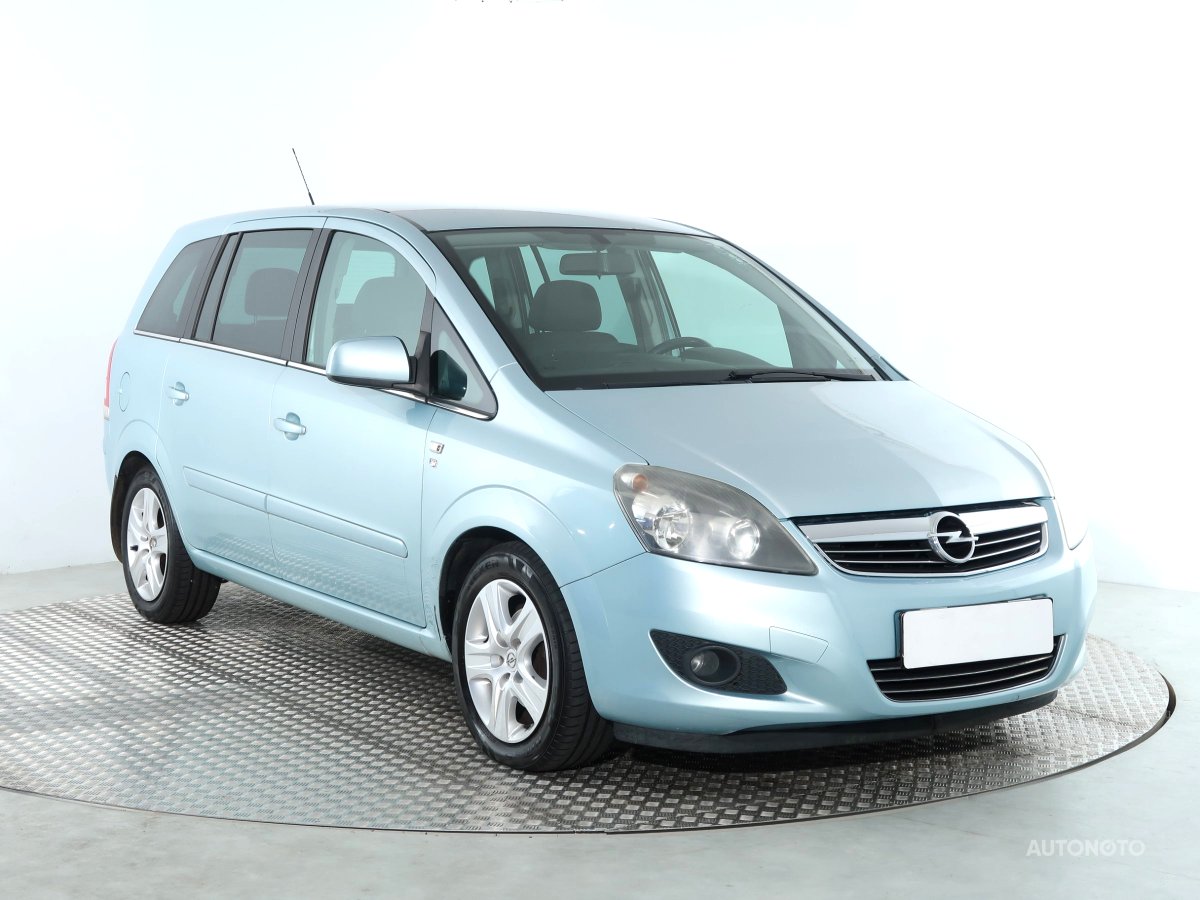 Opel Zafira, 2010 - pohled č. 1