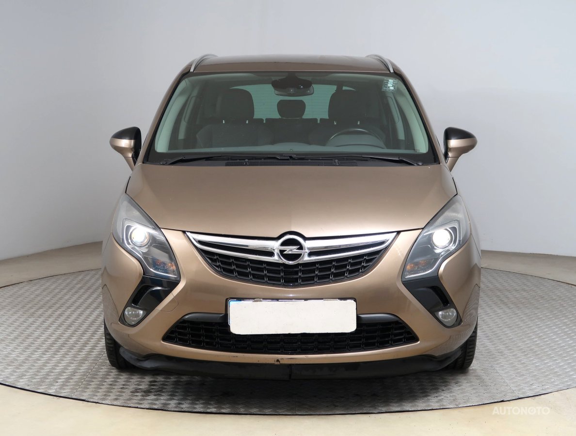 Opel Zafira, 2015 - pohled č. 2