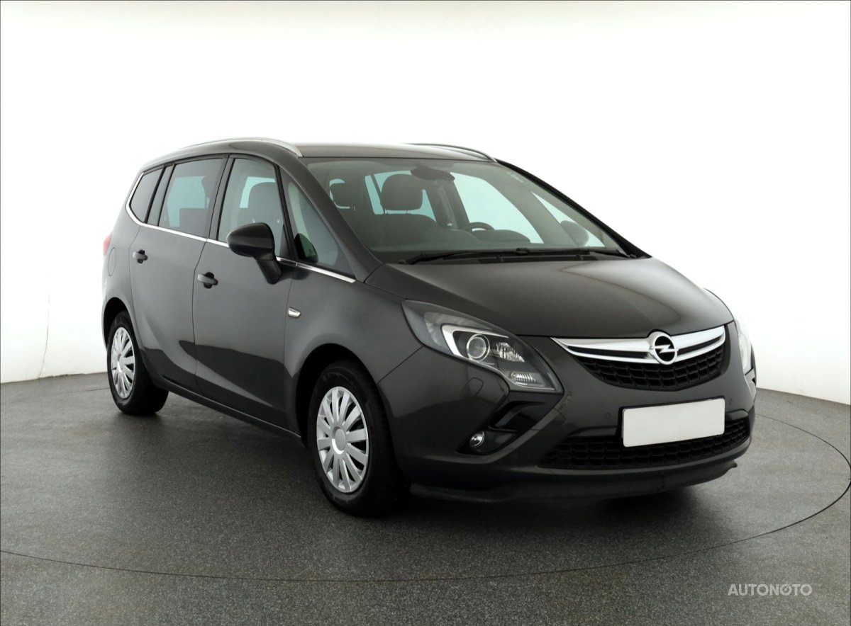 Opel Zafira, 2014 - celkový pohled