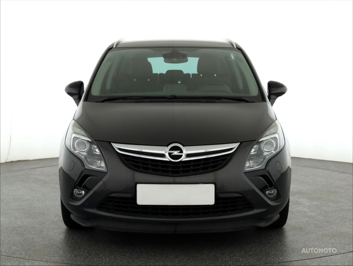 Opel Zafira, 2014 - pohled č. 2