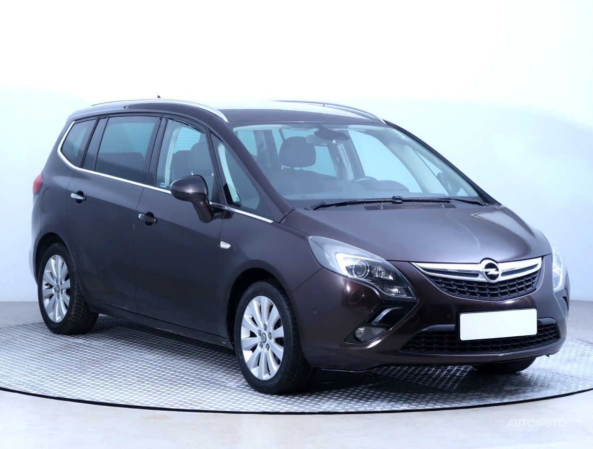 Opel Zafira, 2012 - pohled č. 1