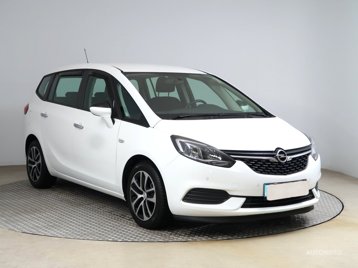Opel Zafira, 2019 - pohled č. 1