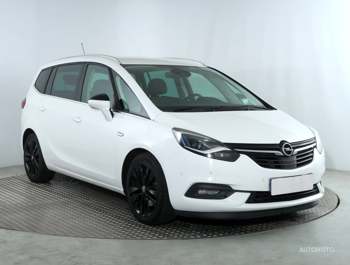 Opel Zafira, 2018 - pohled č. 1