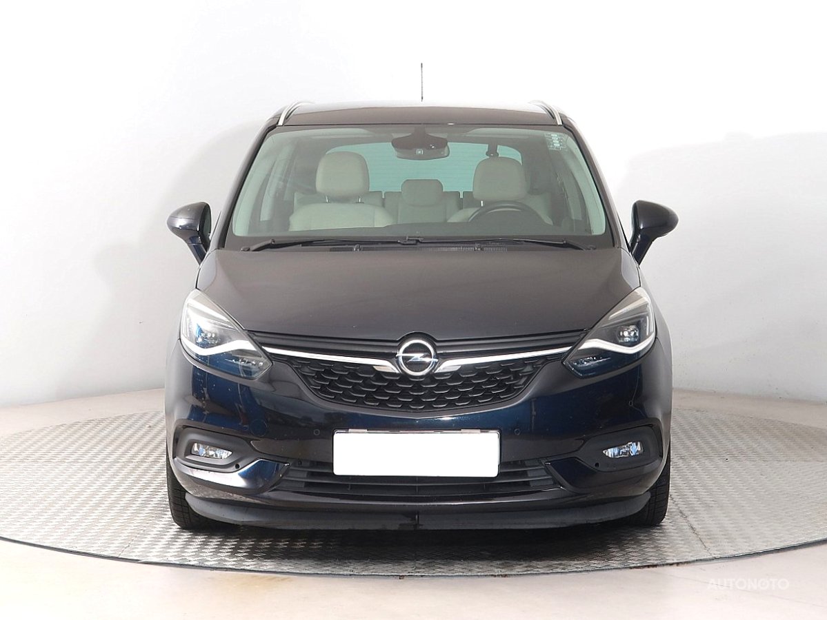 Opel Zafira, 2017 - pohled č. 2