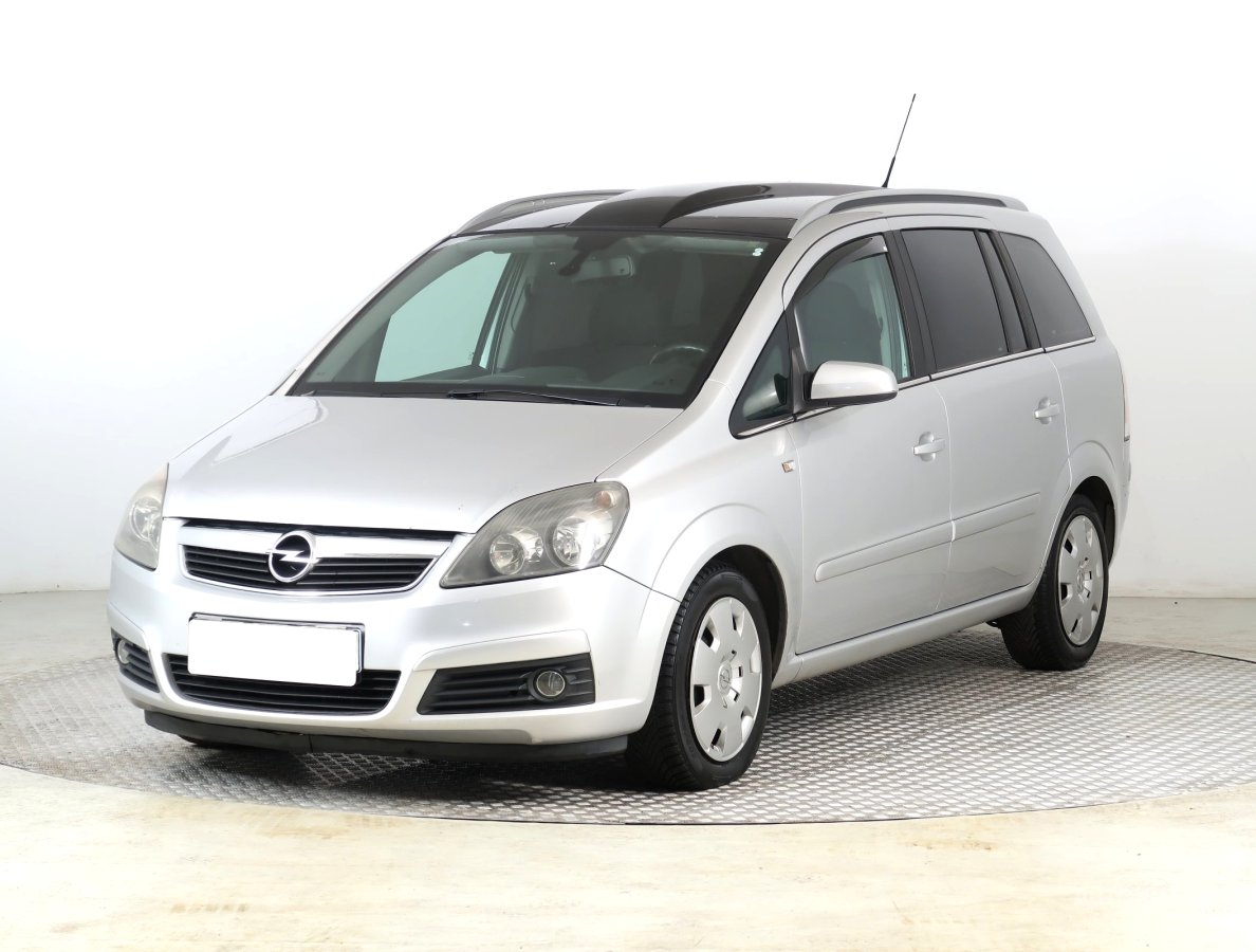 Opel Zafira, 2006 - pohled č. 3