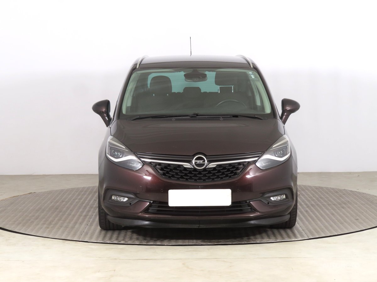 Opel Zafira, 2016 - pohled č. 2