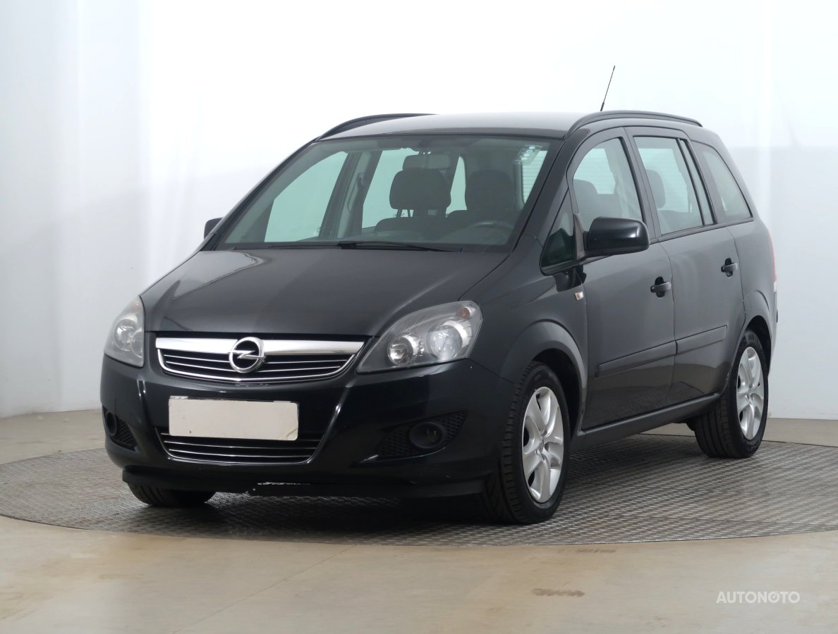Opel Zafira, 2014 - pohled č. 3