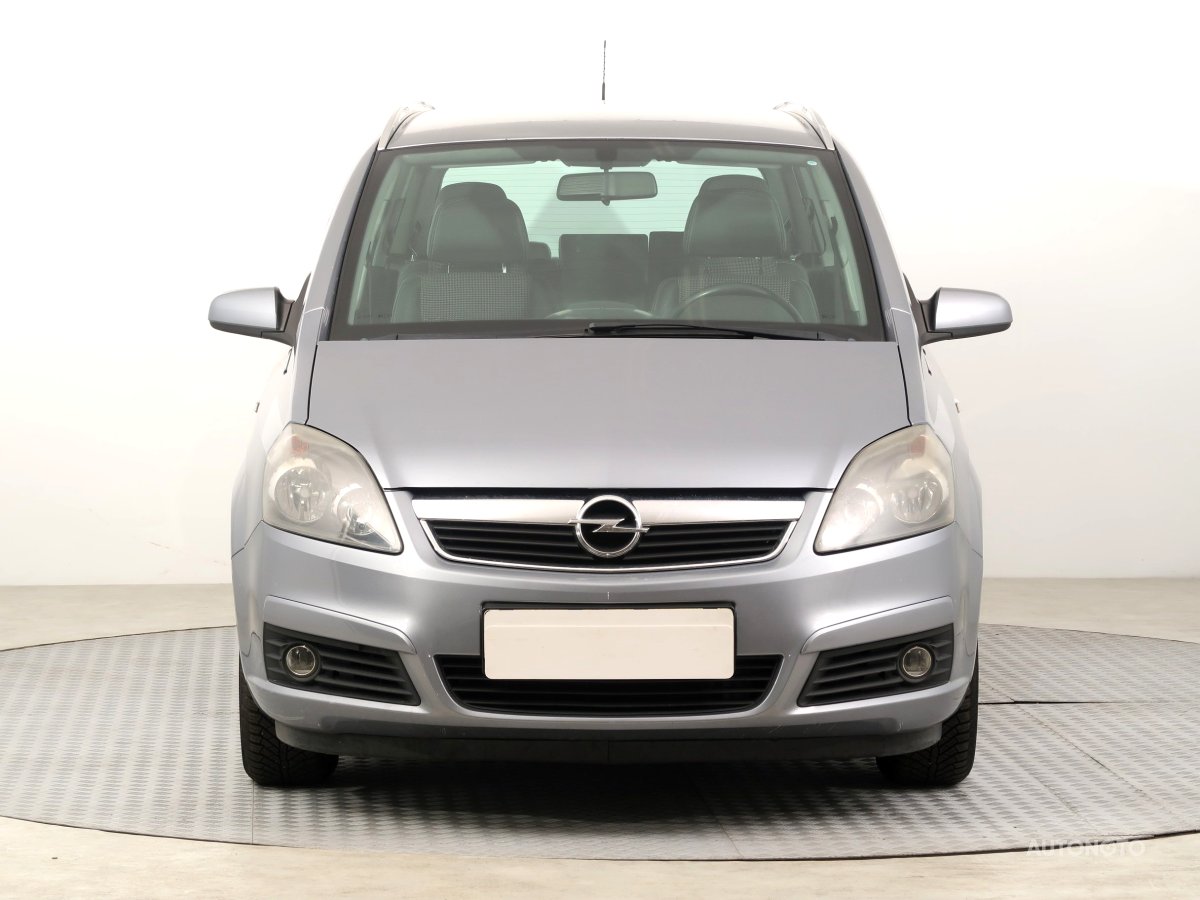 Opel Zafira, 2006 - pohled č. 2
